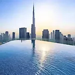 Burj View 3Bdr With Rooftop Infinity Pool