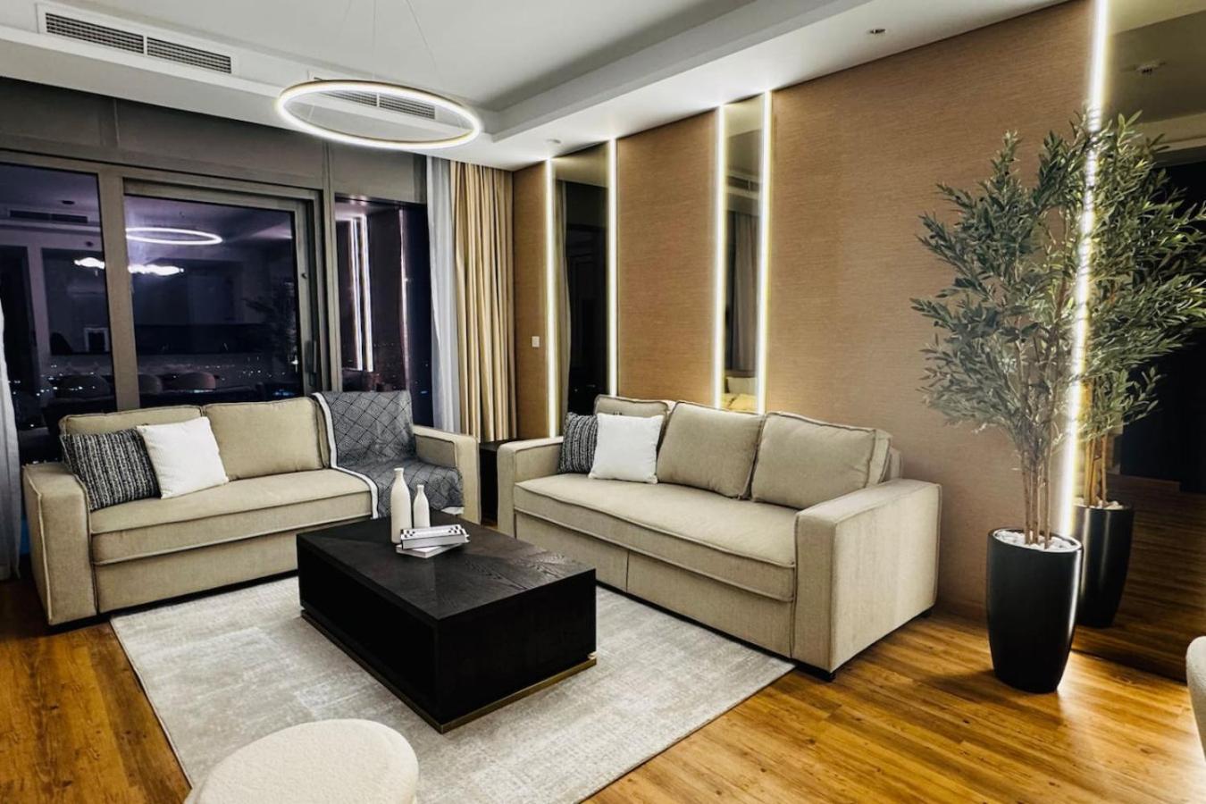 Apartment Burj View 3bdr With Rooftop Infinity Pool Dubai