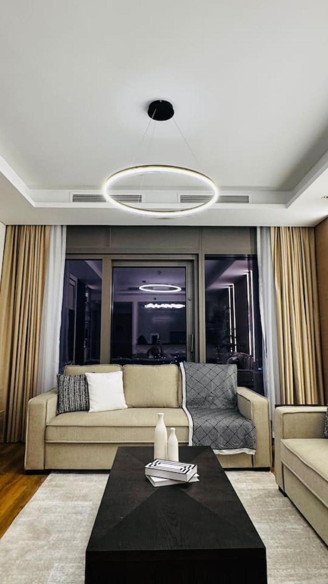 Burj View 3bdr With Rooftop Infinity Pool * Dubai